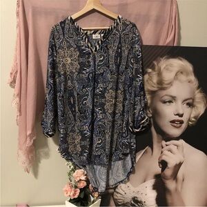 Cato~Blue Paisley Cato Blouse Size 18/20W~stretch